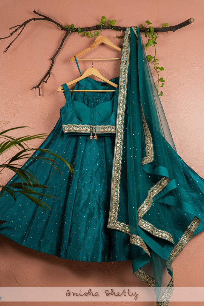 Regular Peacock Green Flared Short Dress, Sleeveless, Size: Large at Rs  2000/piece in Lucknow